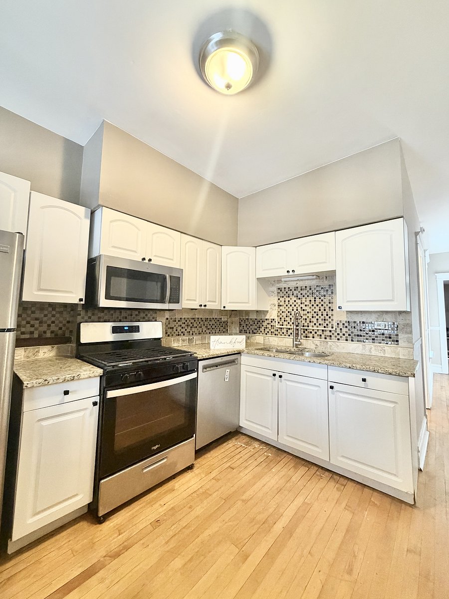 Furnished Finder property 1051774_1 photo 4