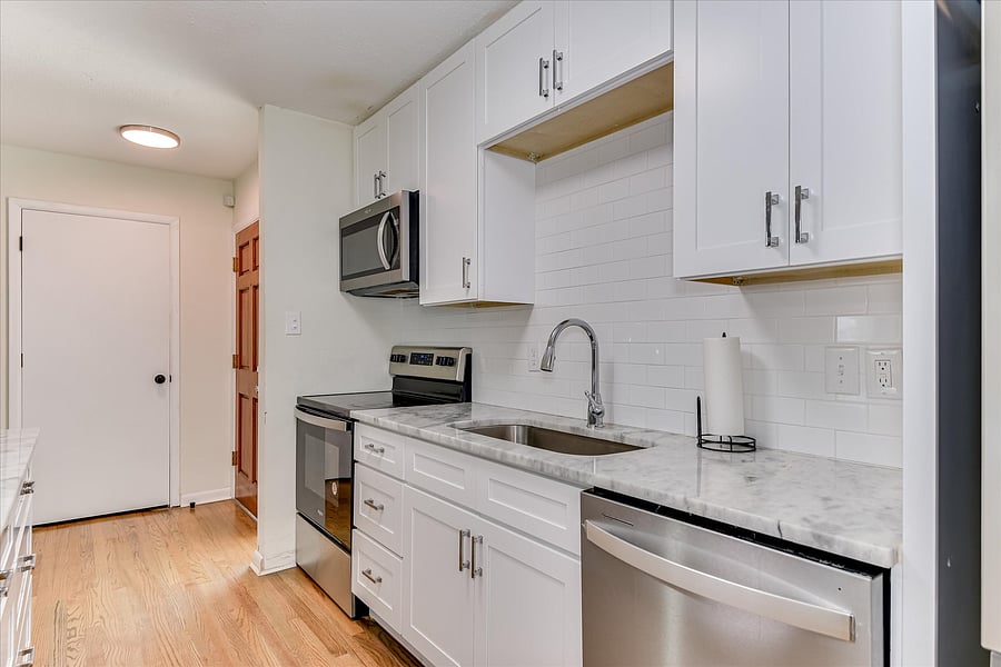 Furnished Finder property 1051784_1 photo 14