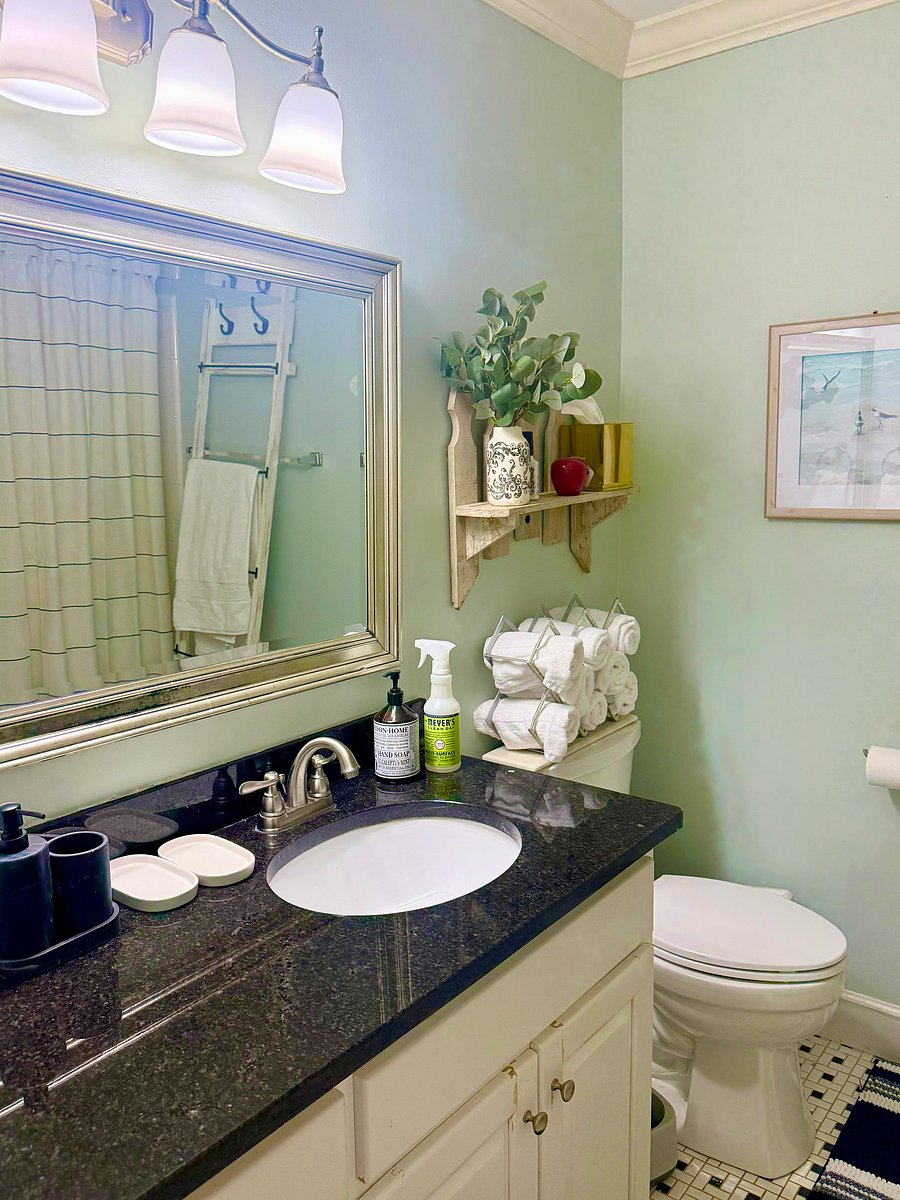 Furnished Finder property 1051796_1 photo 8