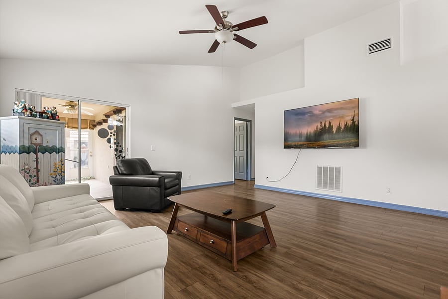 Furnished Finder property 1051799_1 photo 3