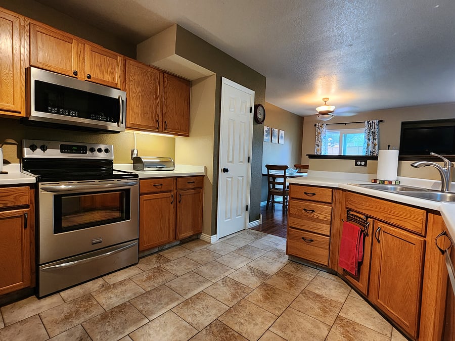 Furnished Finder property 1051800_1 photo 5
