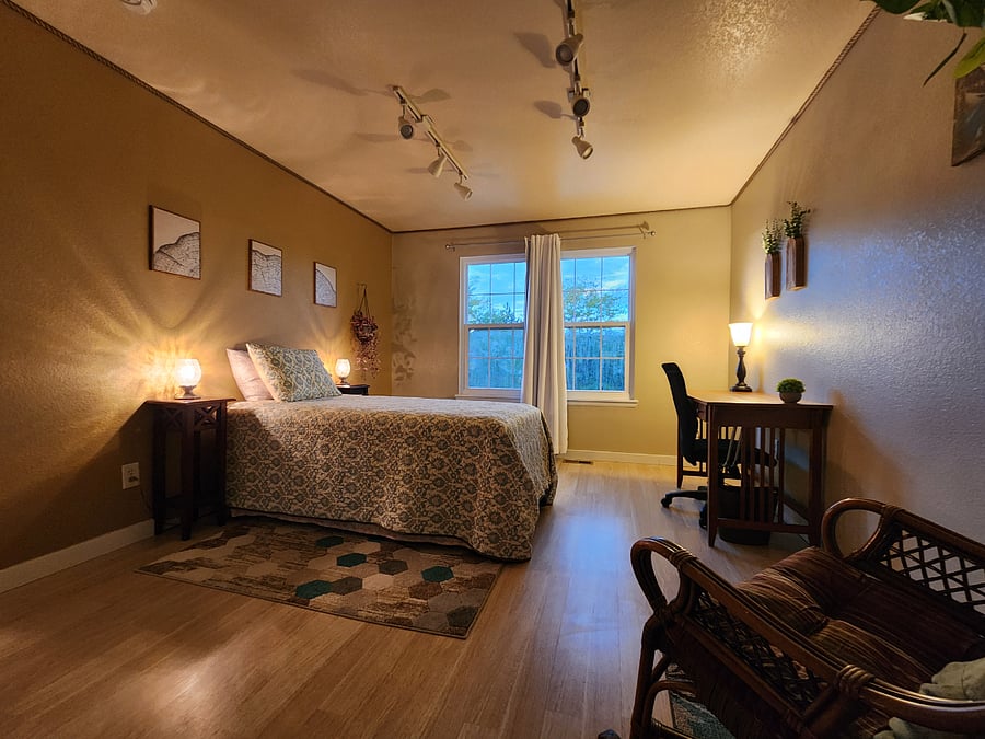 Furnished Finder property 1051800_1 photo 9