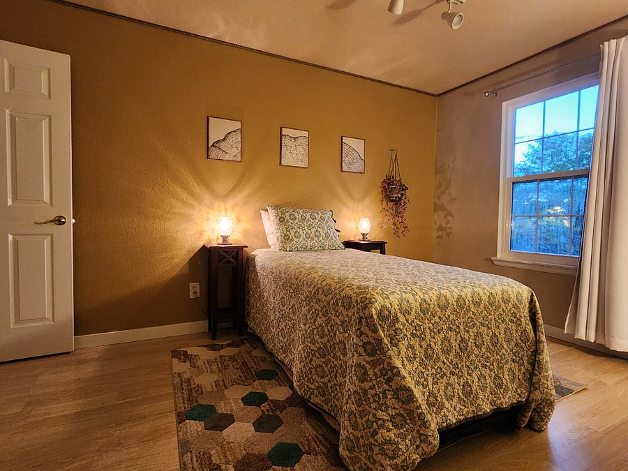 Furnished Finder property 1051800_1 photo 10
