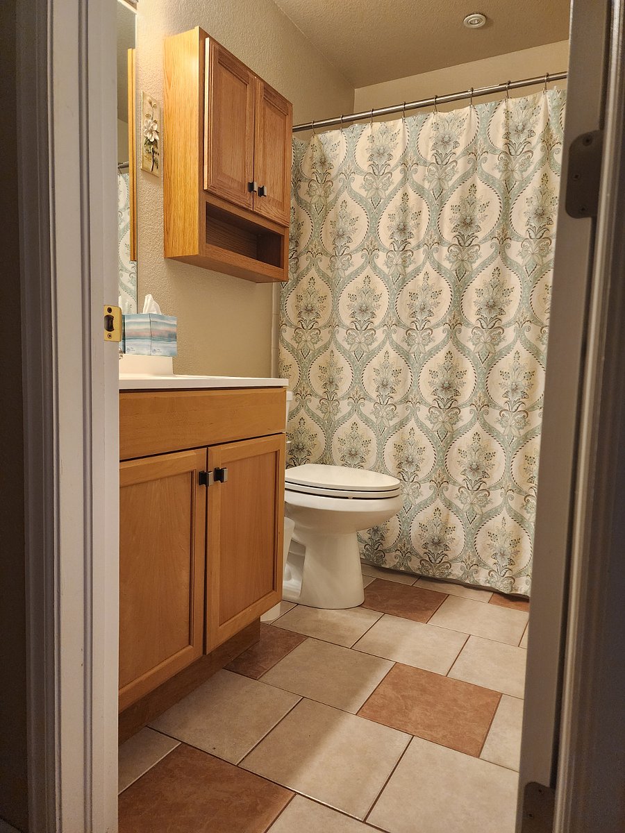 Furnished Finder property 1051800_1 photo 14