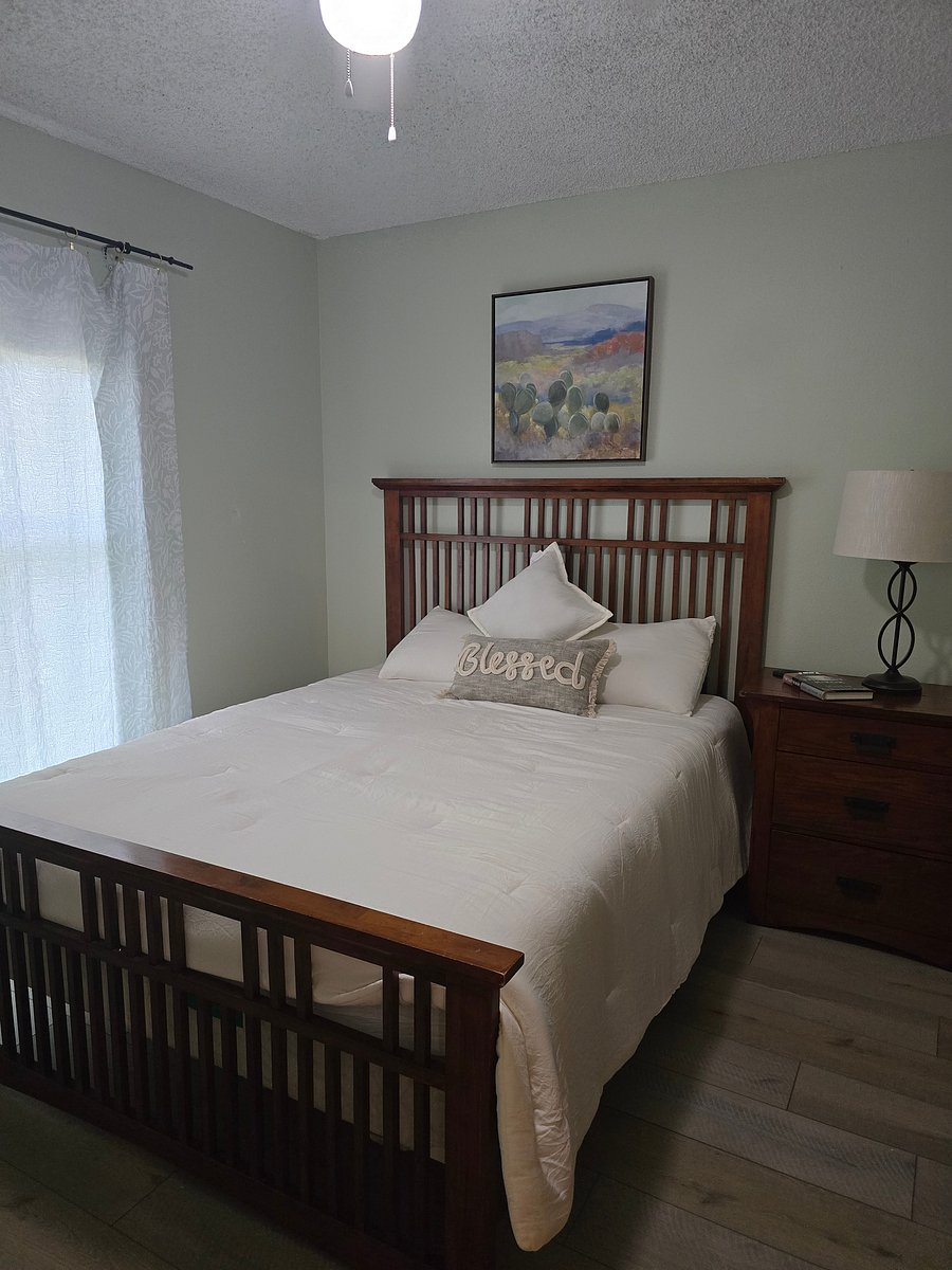 Furnished Finder property 1051806_1 photo 16