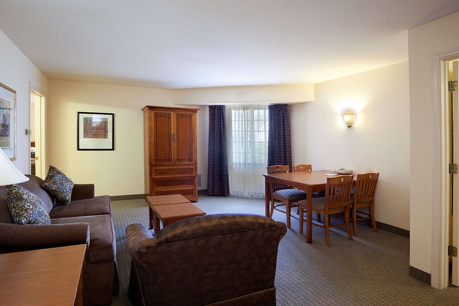 Furnished Finder property 1051842_1 photo 1