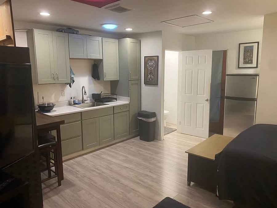 Furnished Finder property 1051848_1 photo 3