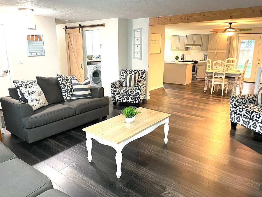 Furnished Finder property 1051849_1 photo 3