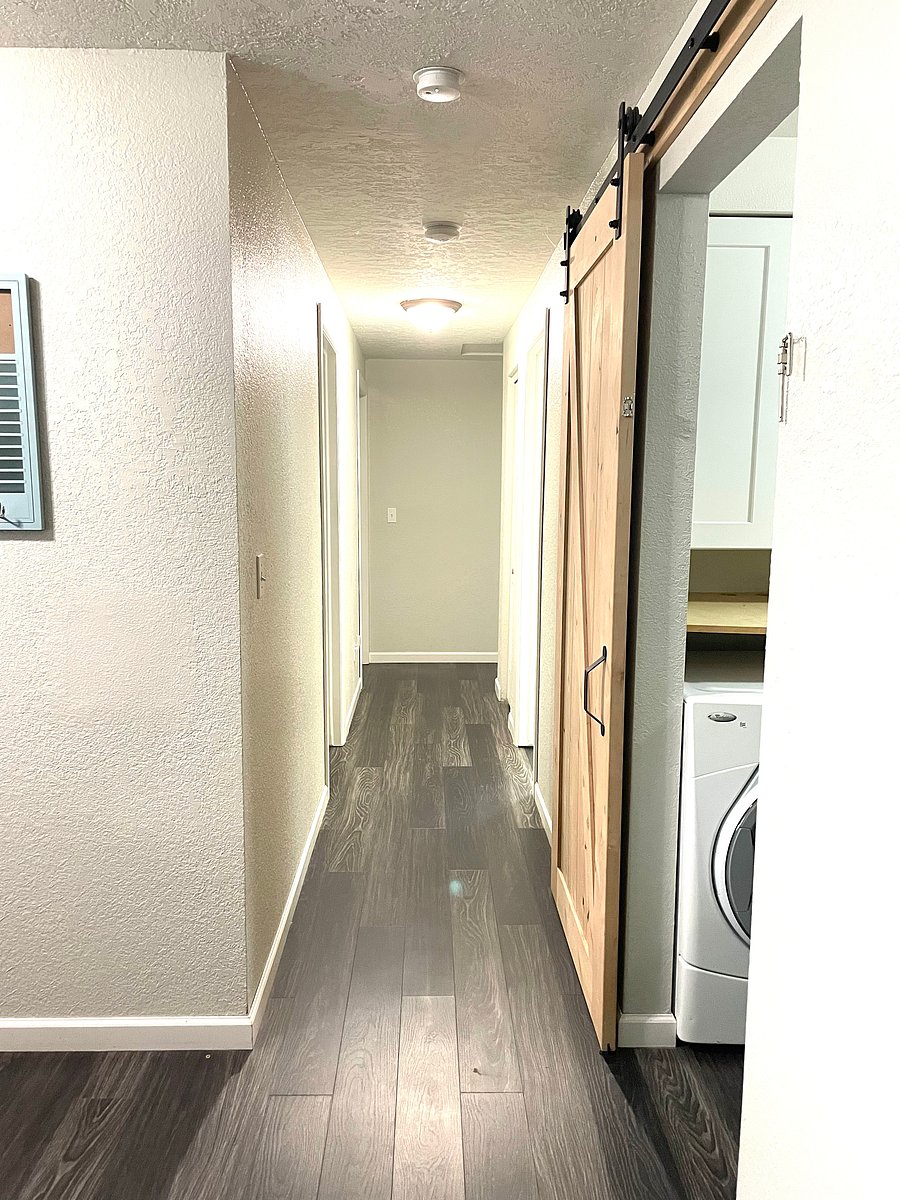 Furnished Finder property 1051849_1 photo 12