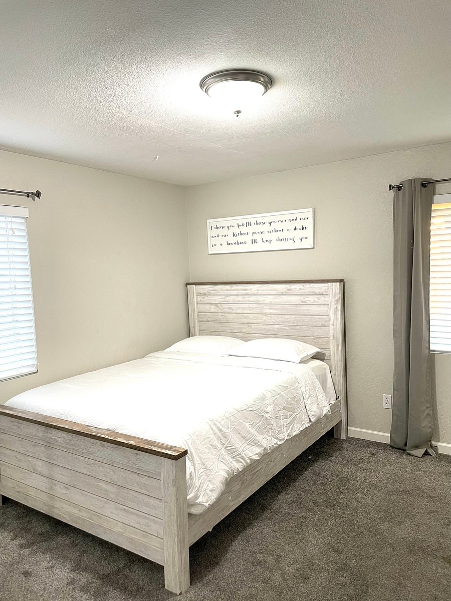 Furnished Finder property 1051849_1 photo 18
