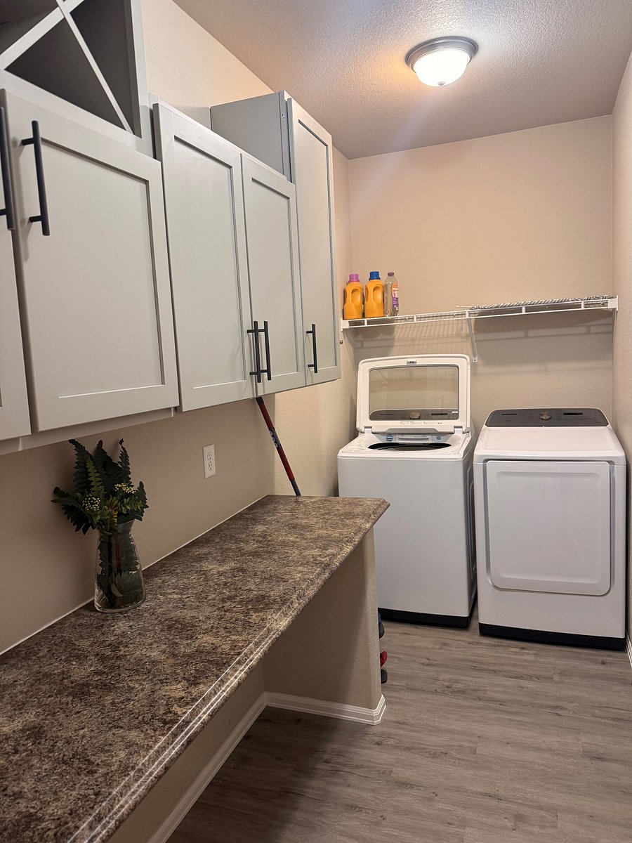 Furnished Finder property 1051851_1 photo 25