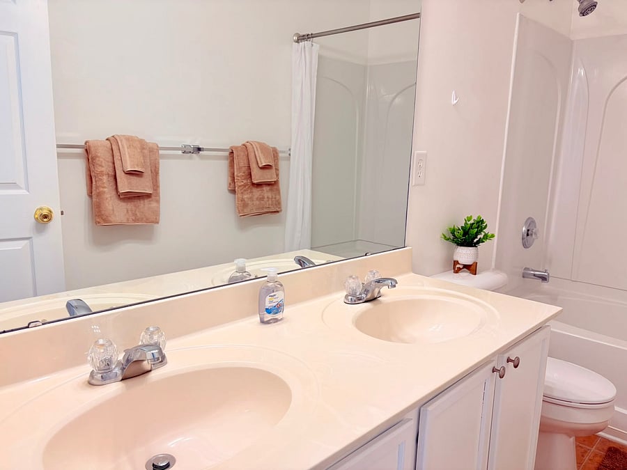 Furnished Finder property 1051871_1 photo 8