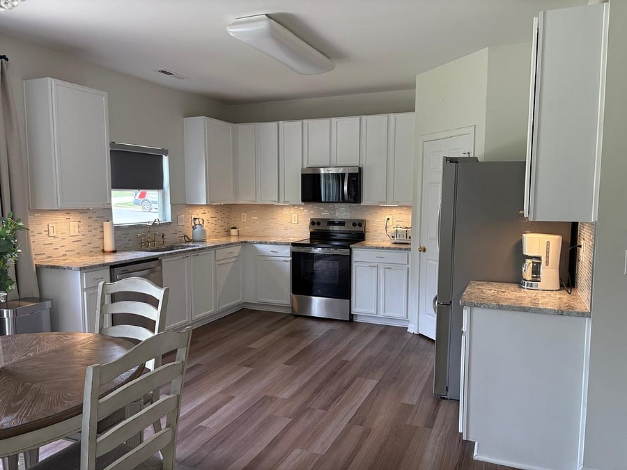 Furnished Finder property 1051871_1 photo 13
