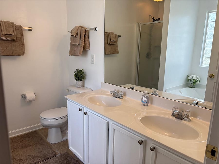 Furnished Finder property 1051871_1 photo 26