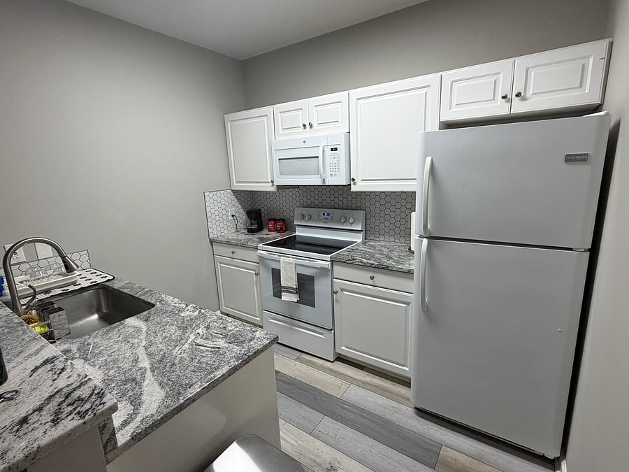 Furnished Finder property 1051878_1 photo 5