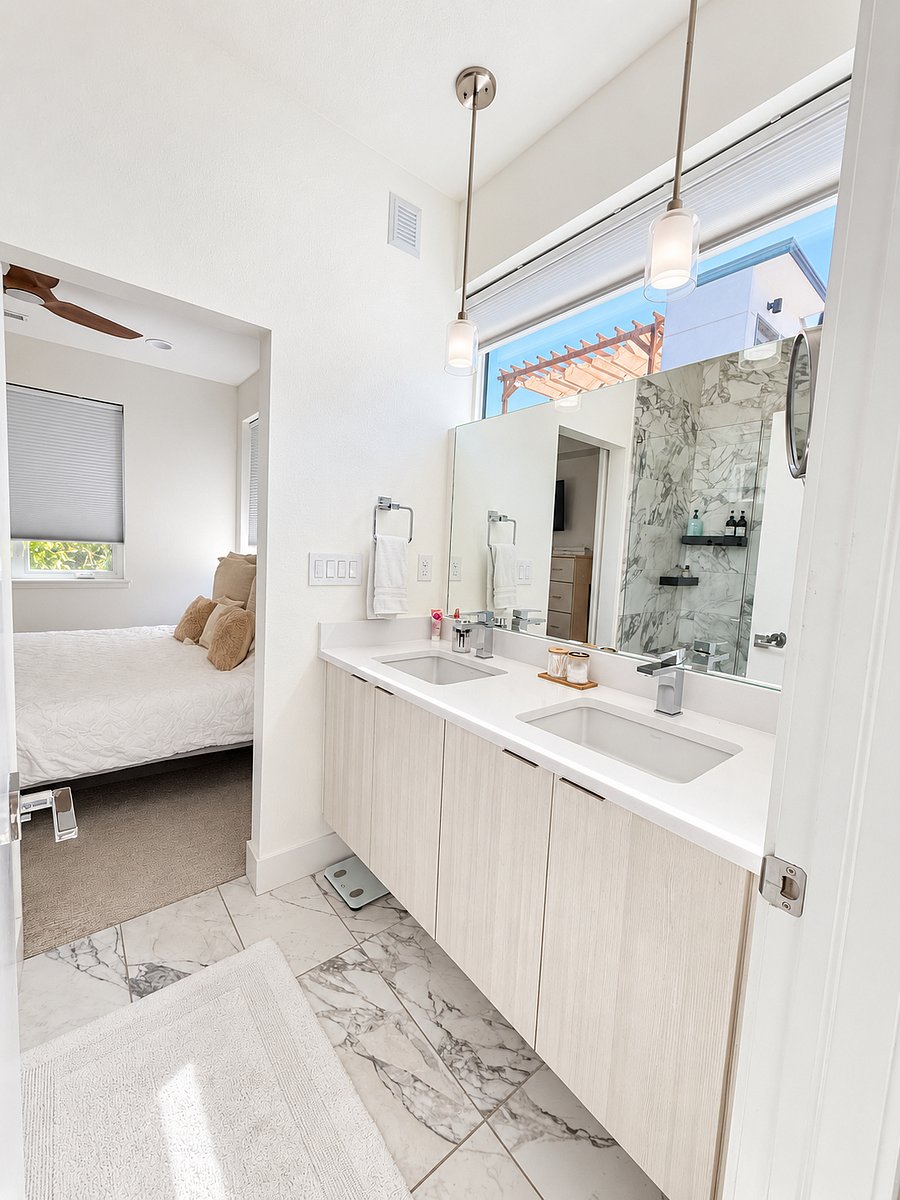 Furnished Finder property 1051901_1 photo 22