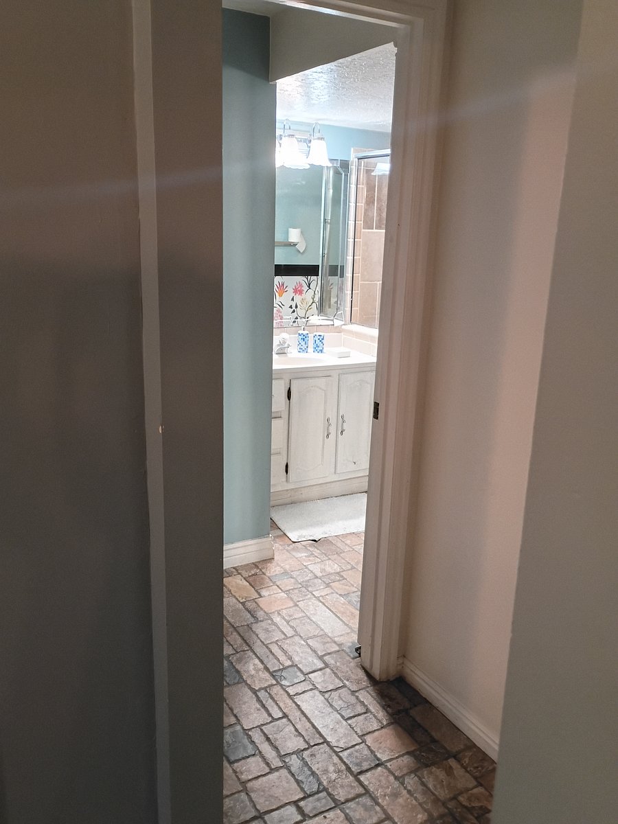 Furnished Finder property 1051916_1 photo 18