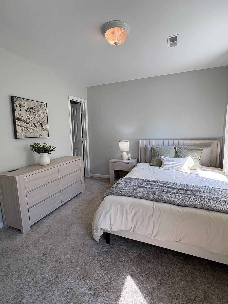 Furnished Finder property 1051922_1 photo 12