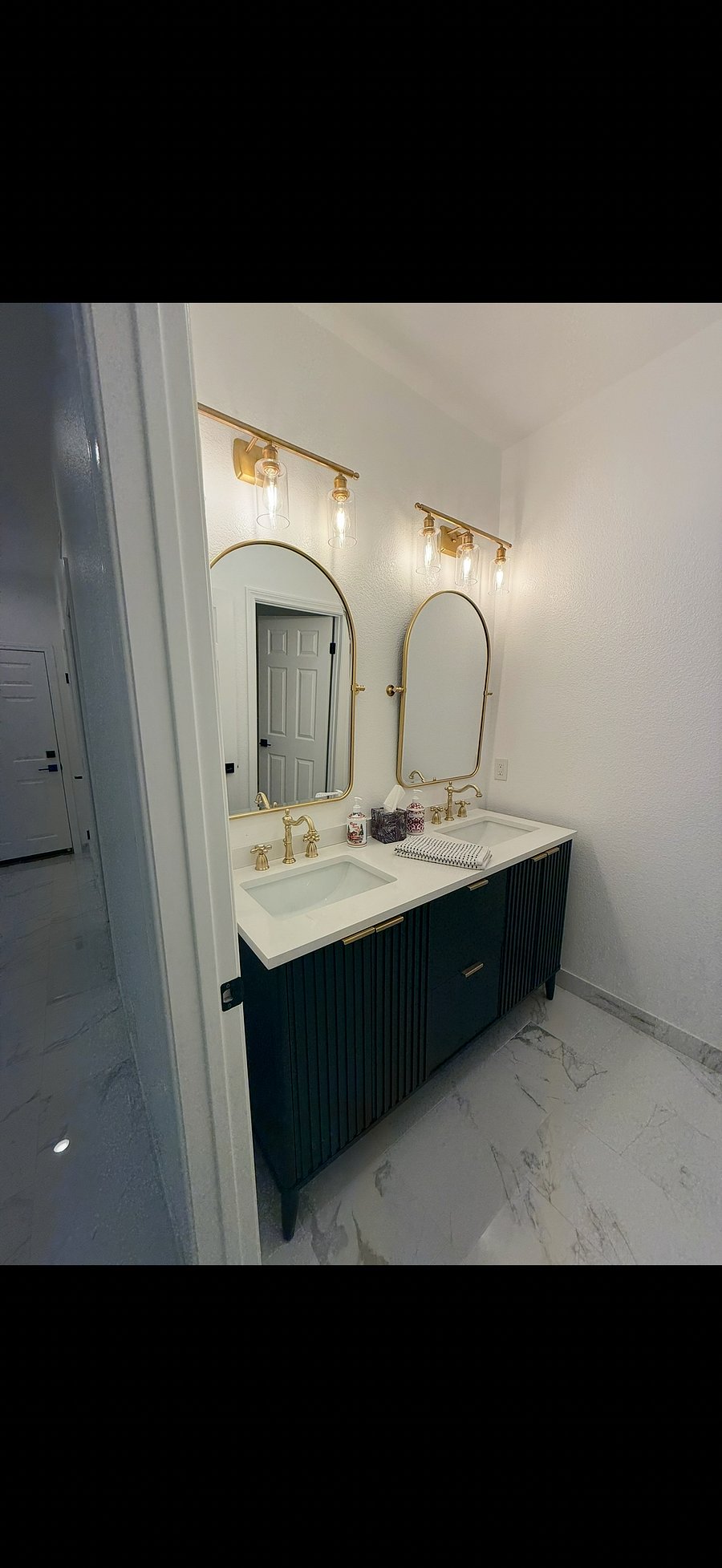 Furnished Finder property 1051926_1 photo 12