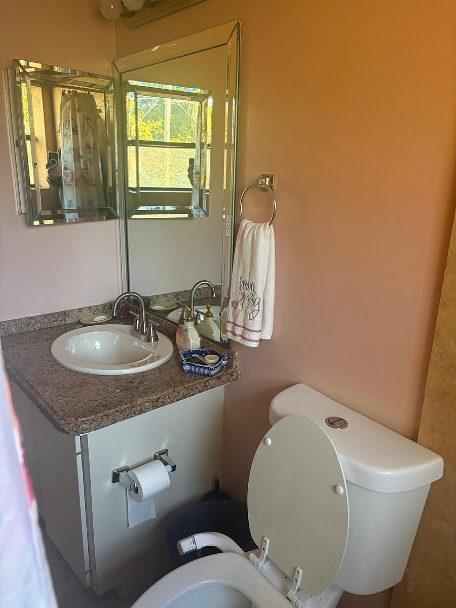Furnished Finder property 1051927_1 photo 4