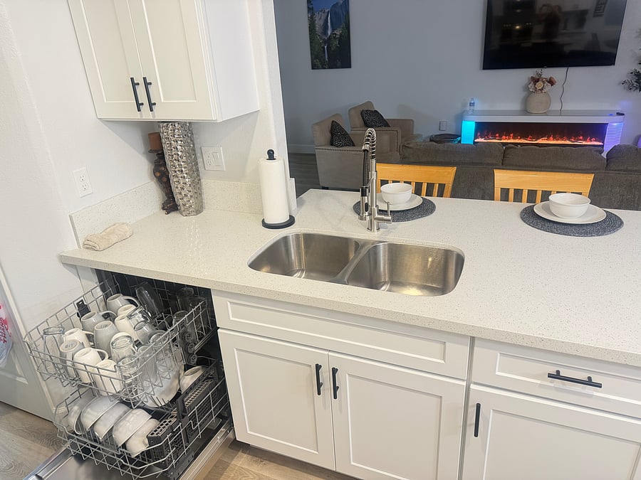 Furnished Finder property 1051935_1 photo 28