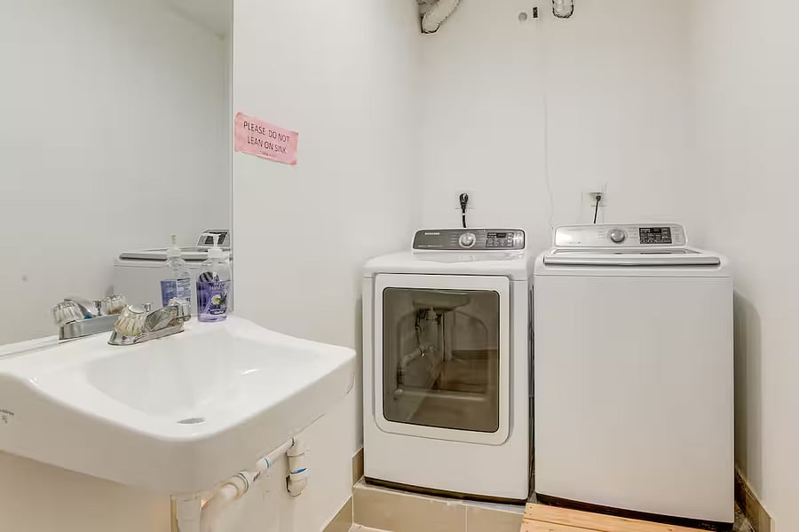 Furnished Finder property 1051942_1 photo 21