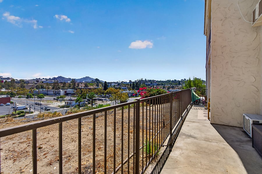 Furnished Finder property 1051958_1 photo 10