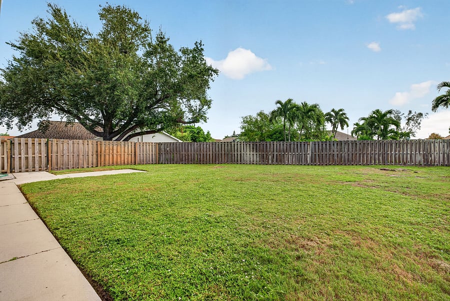 Furnished Finder property 1051965_1 photo 42