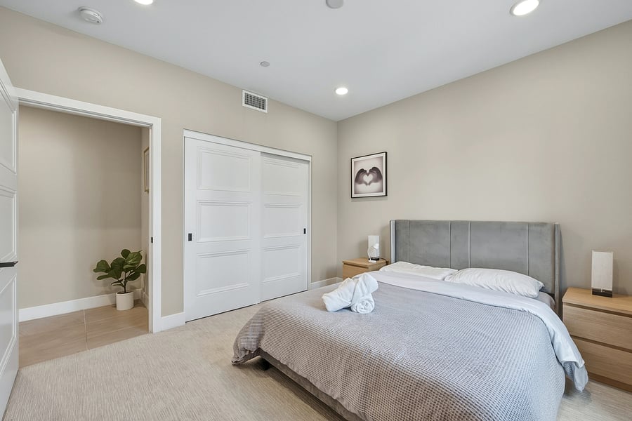 Furnished Finder property 1051974_1 photo 24