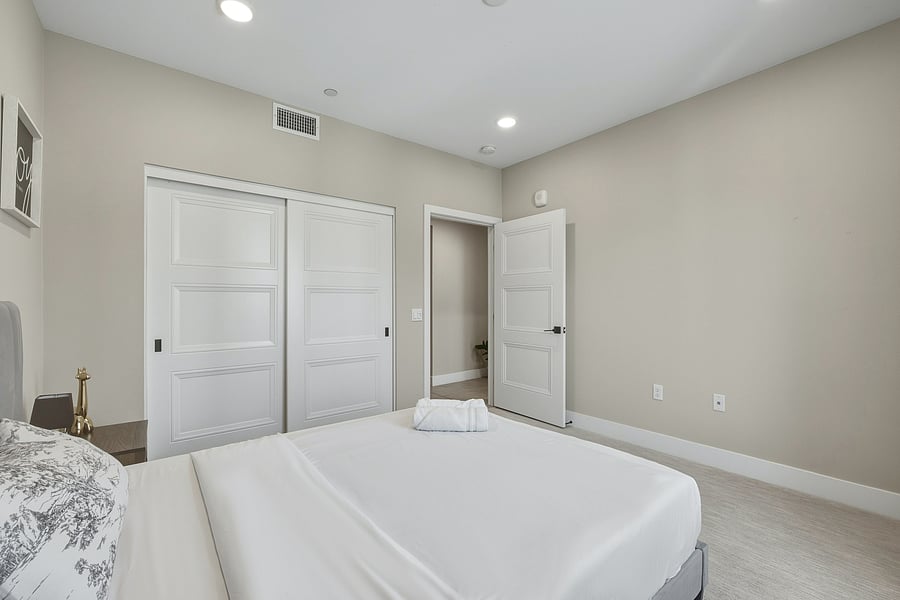 Furnished Finder property 1051974_1 photo 22