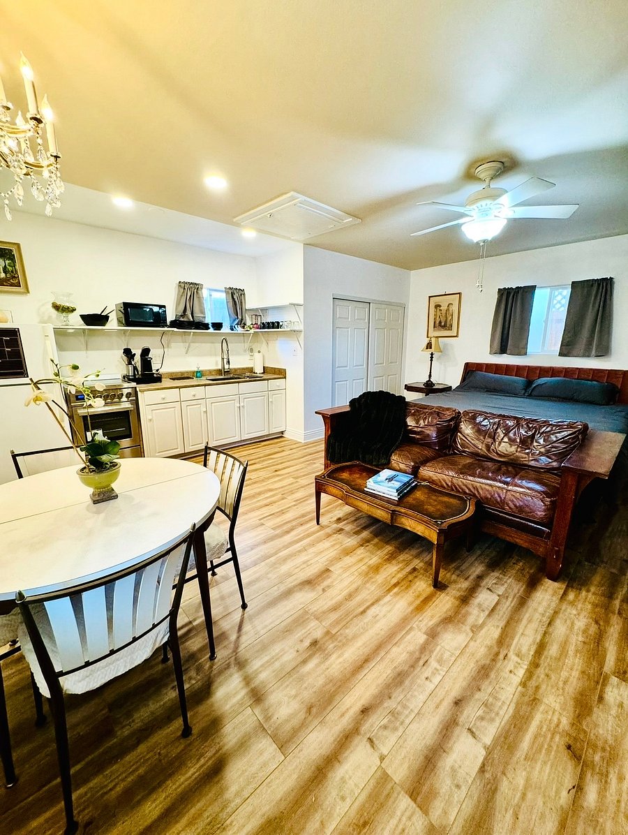 Furnished Finder property 1051976_1 photo 3