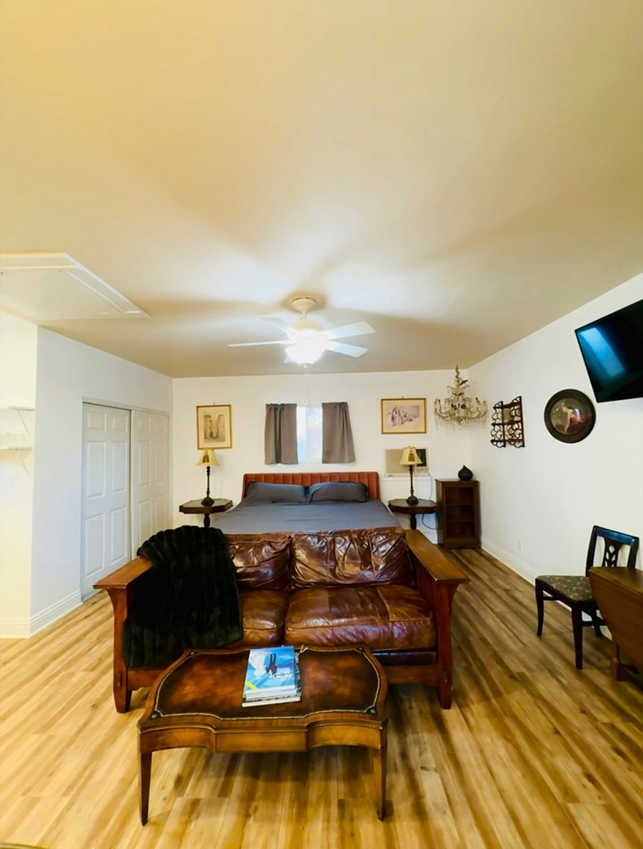 Furnished Finder property 1051976_1 photo 1