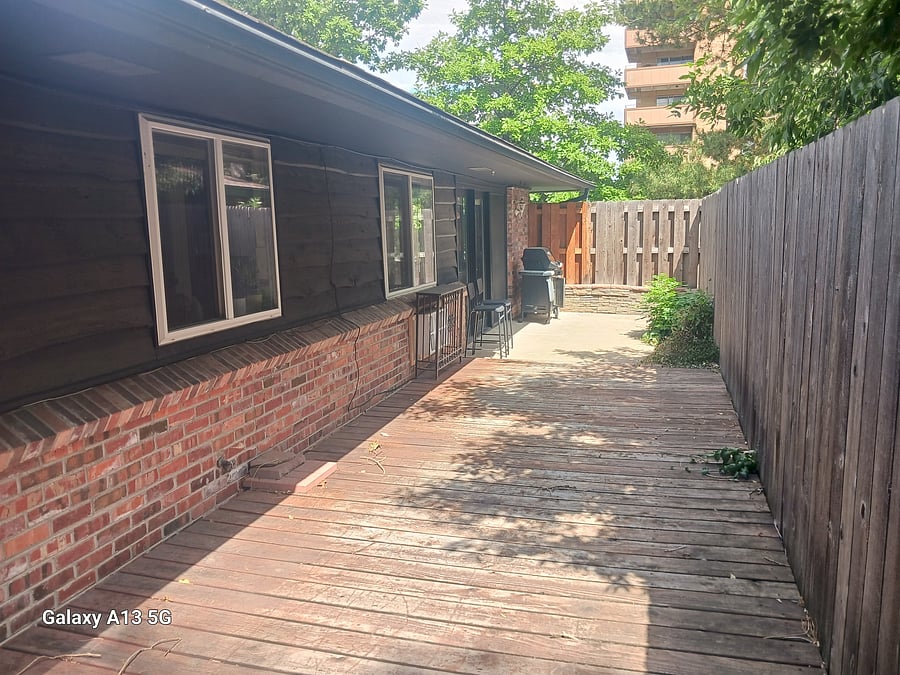 Private back deck with gas grill