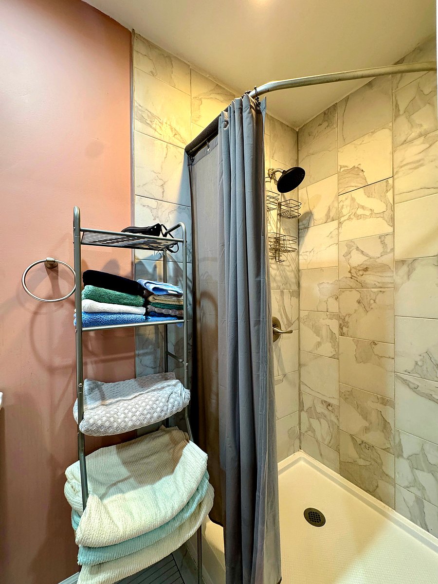 Furnished Finder property 1052012_1 photo 15