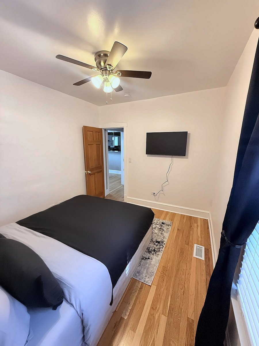 Furnished Finder property 1052027_1 photo 11
