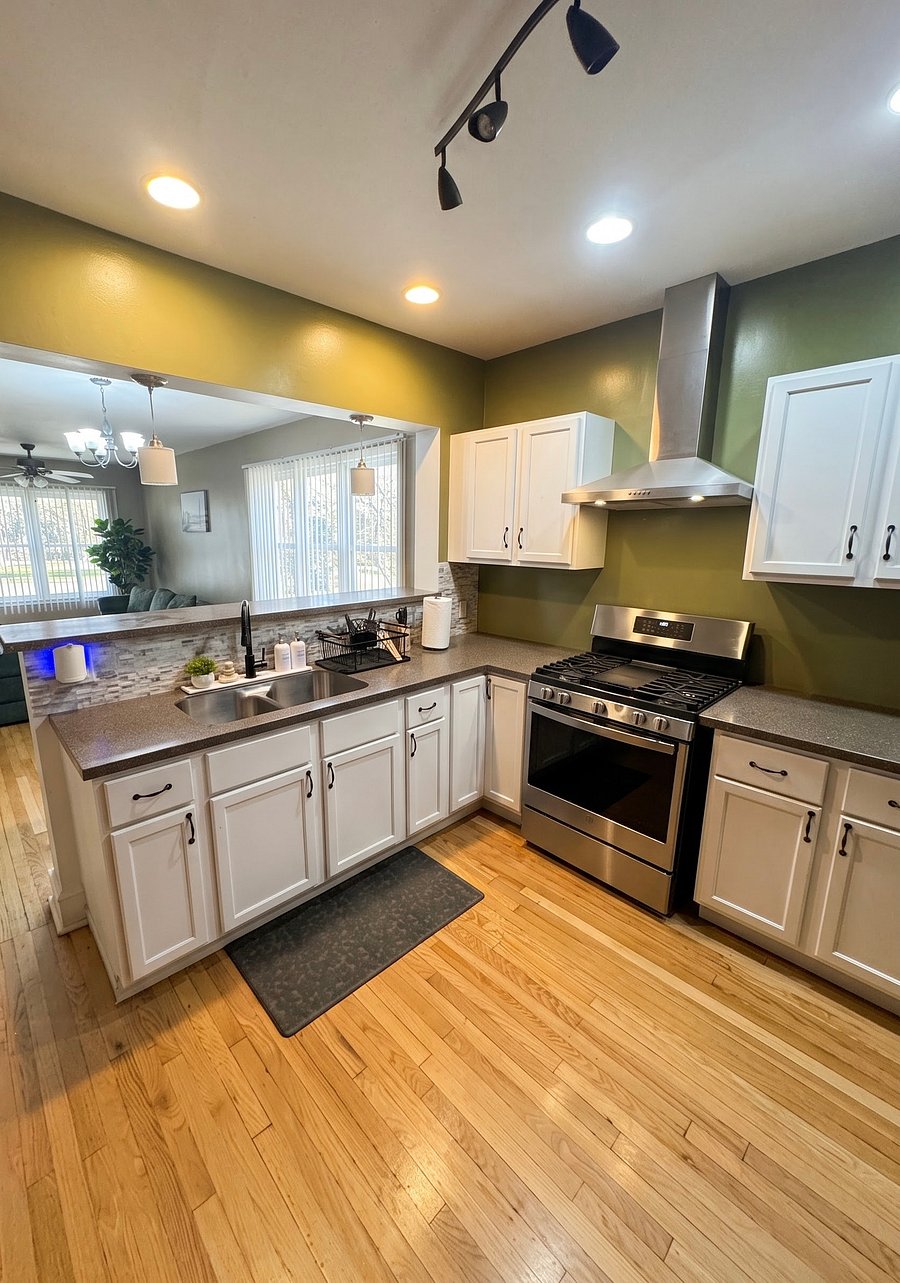 Furnished Finder property 1052027_1 photo 1