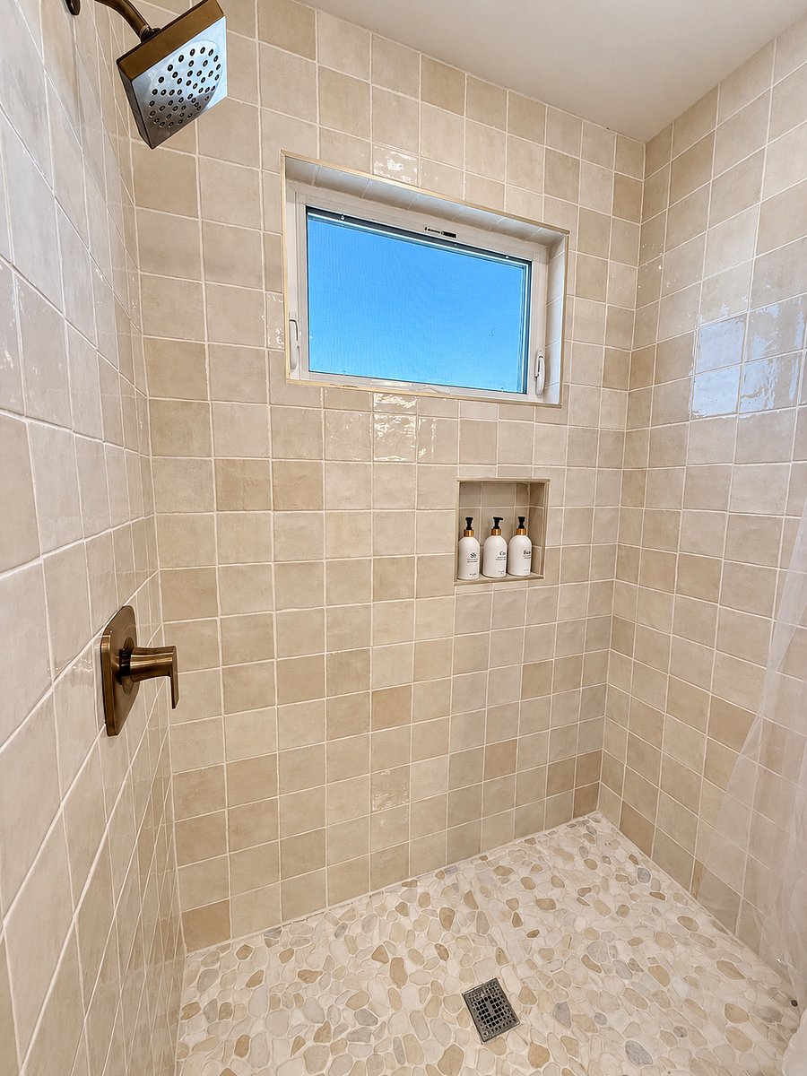 Furnished Finder property 1052031_1 photo 13