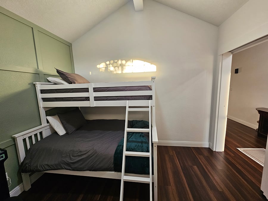 Furnished Finder property 1052038_1 photo 18