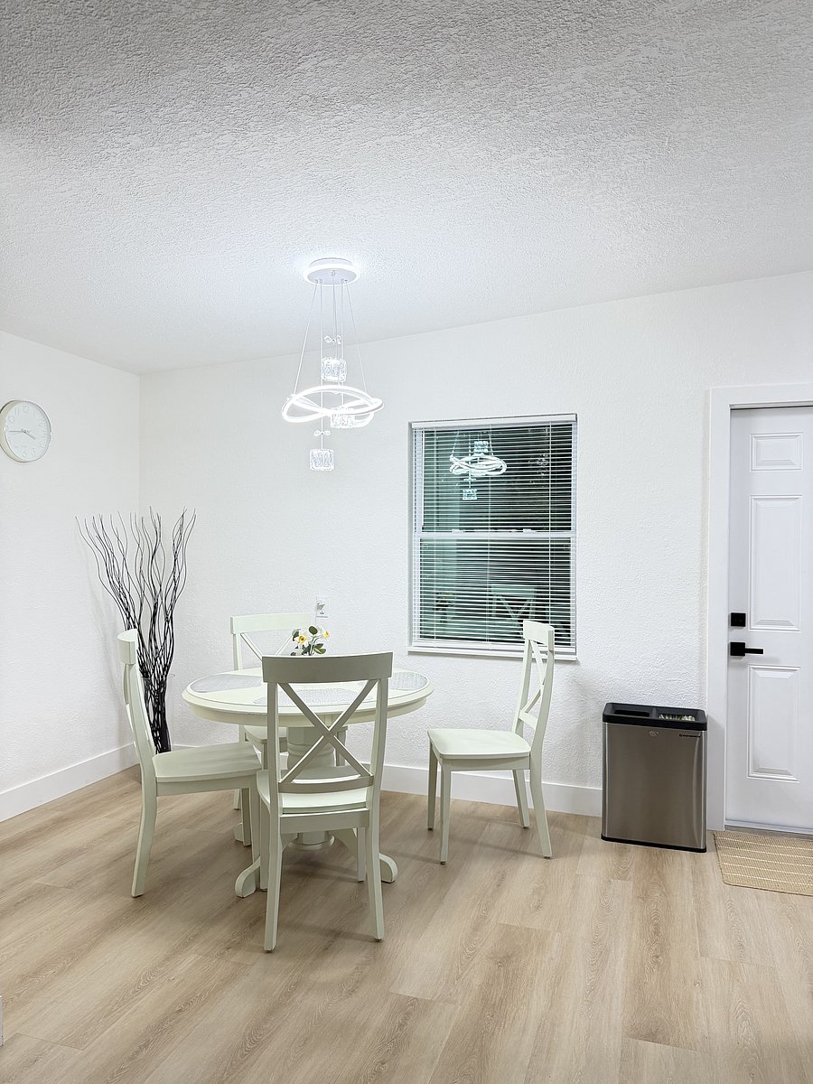 Furnished Finder property 1052052_1 photo 4