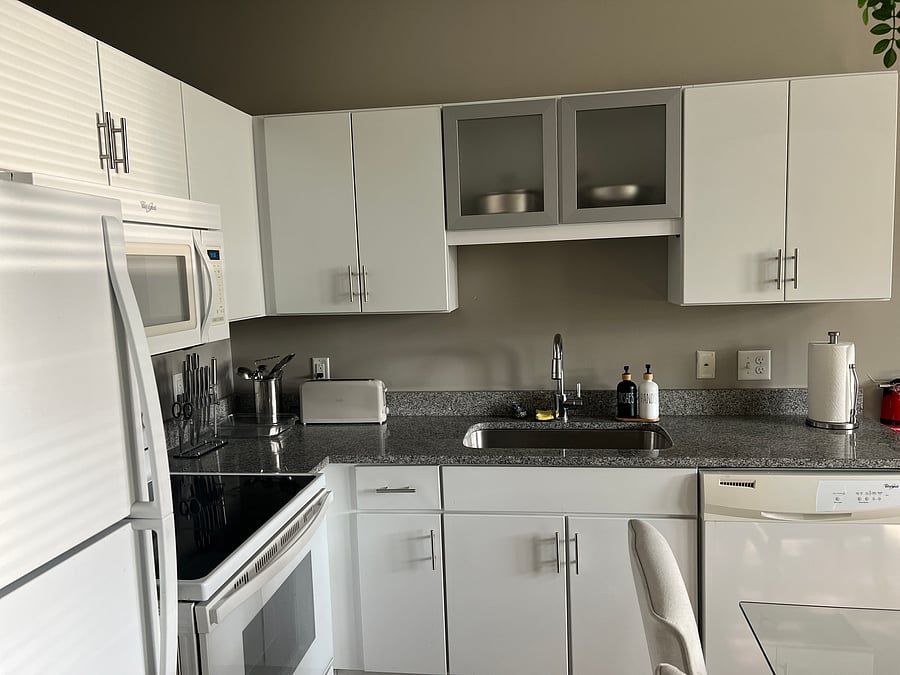 Furnished Finder property 1052053_1 photo 3