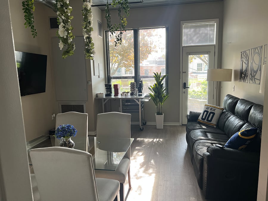 Furnished Finder property 1052053_1 photo 4