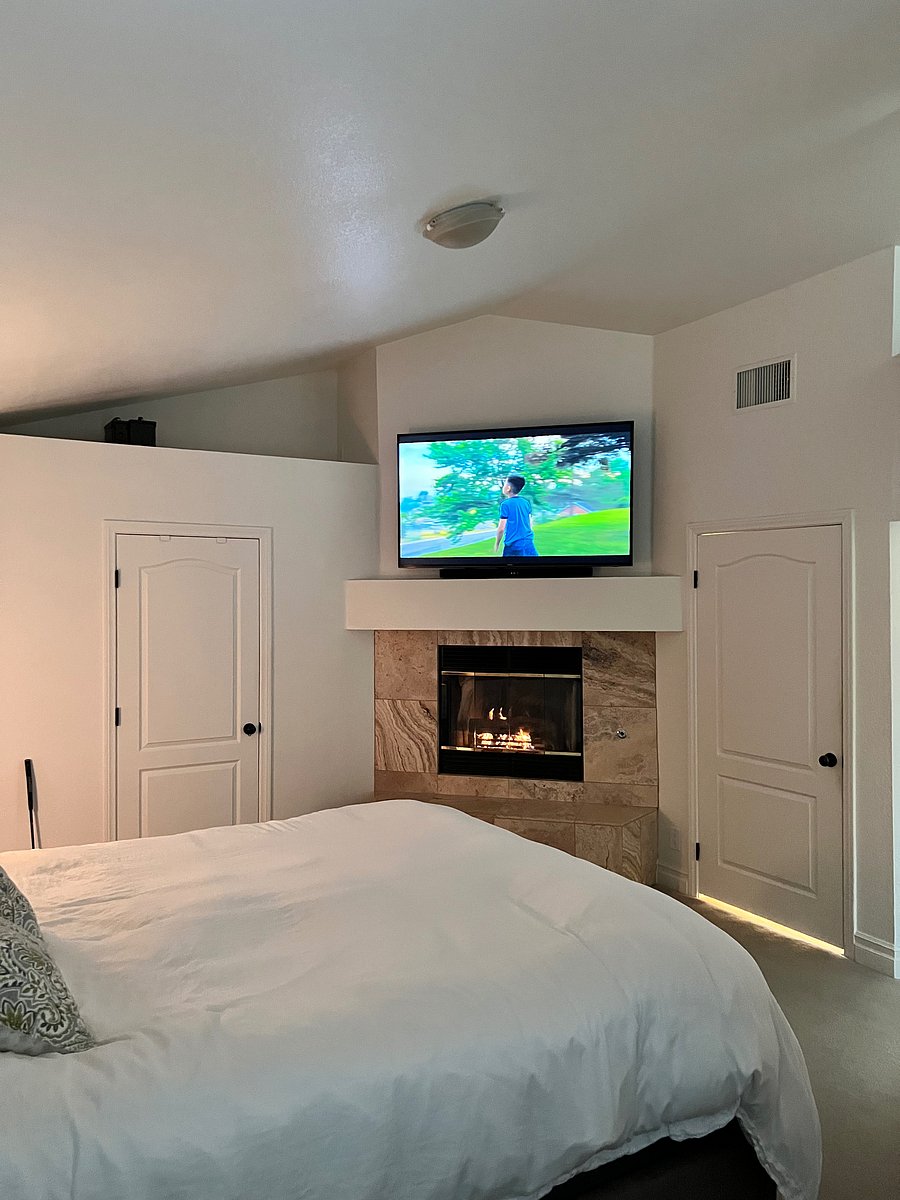 Furnished Finder property 1052057_1 photo 25