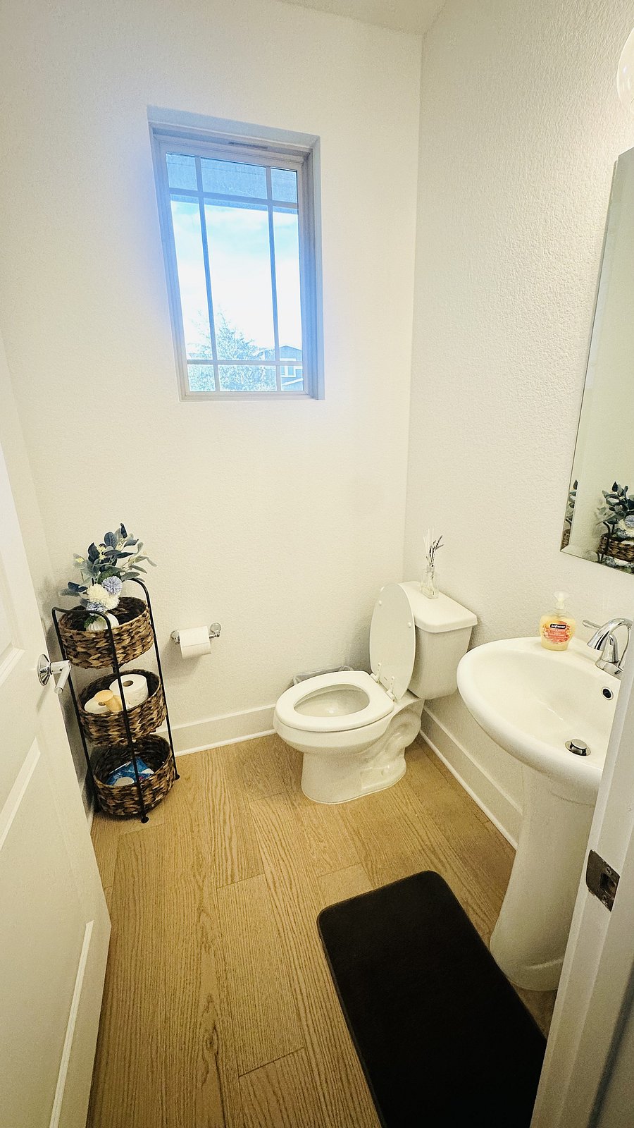 Furnished Finder property 1052079_1 photo 5