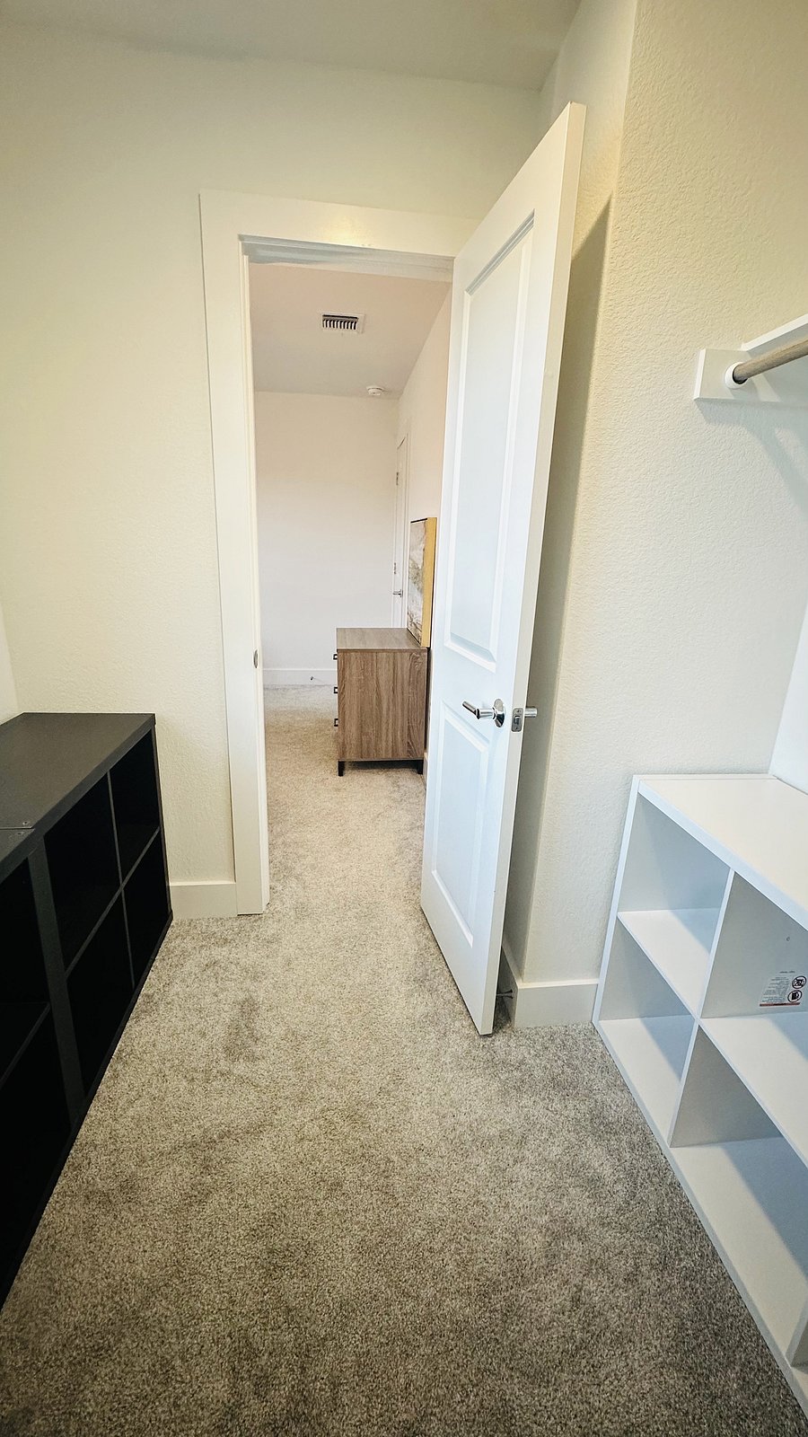 Furnished Finder property 1052079_1 photo 31