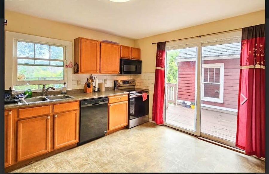 Furnished Finder property 1052082_1 photo 3