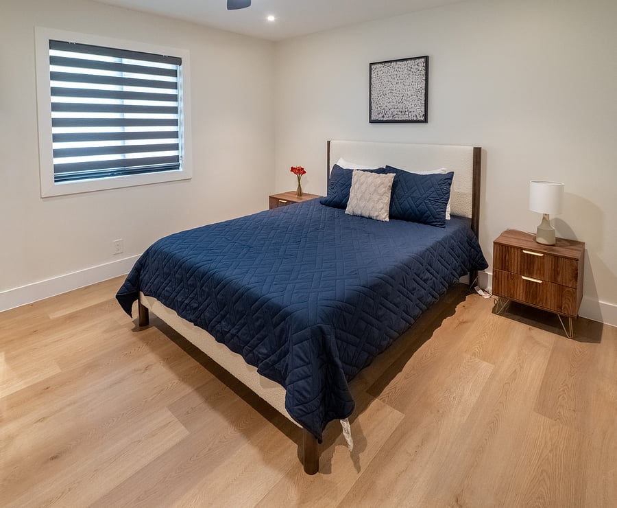 queen guest room
