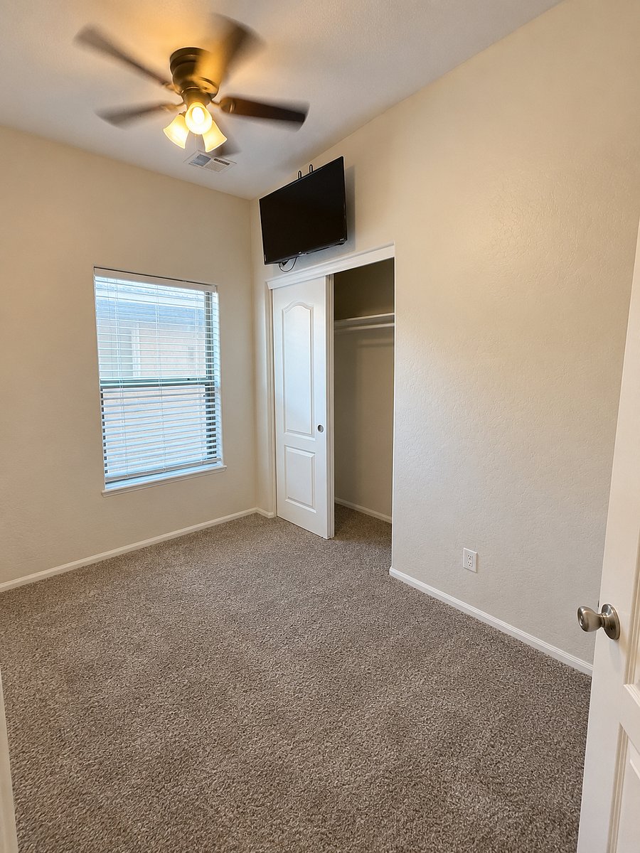 Furnished Finder property 1052088_1 photo 9