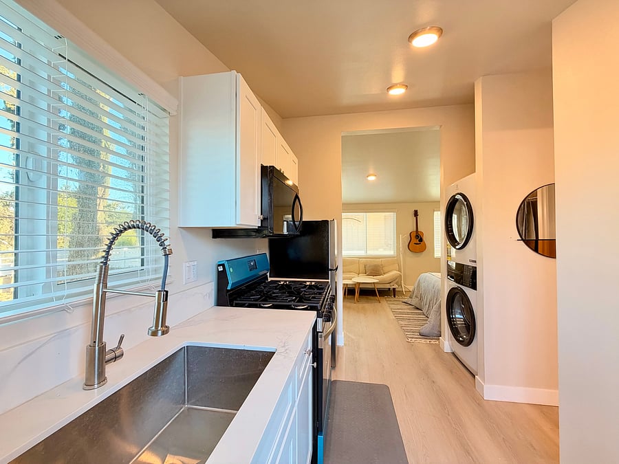 Furnished Finder property 1052090_1 photo 4