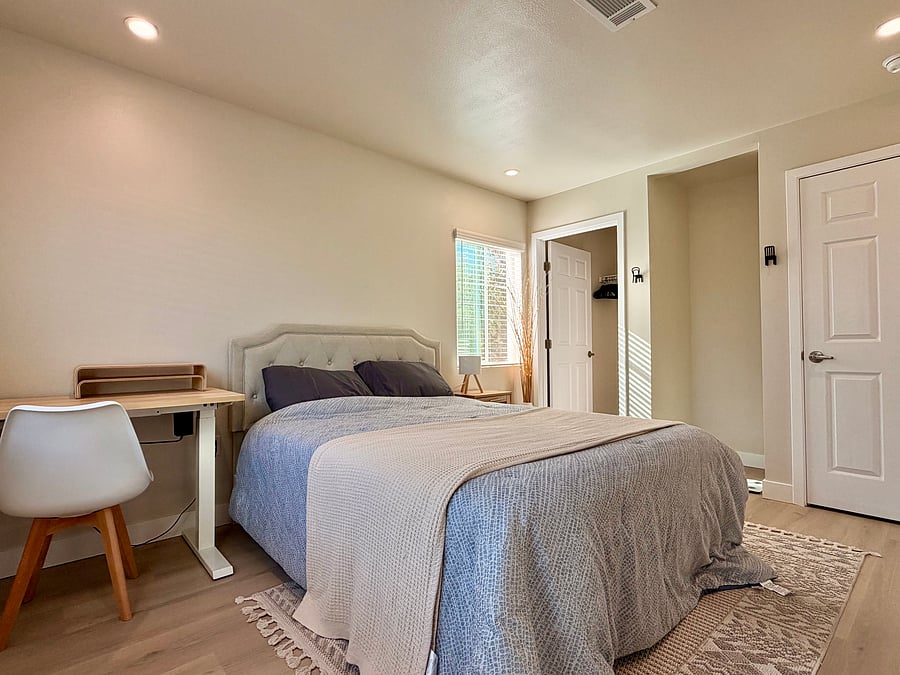 Furnished Finder property 1052098_1 photo 9