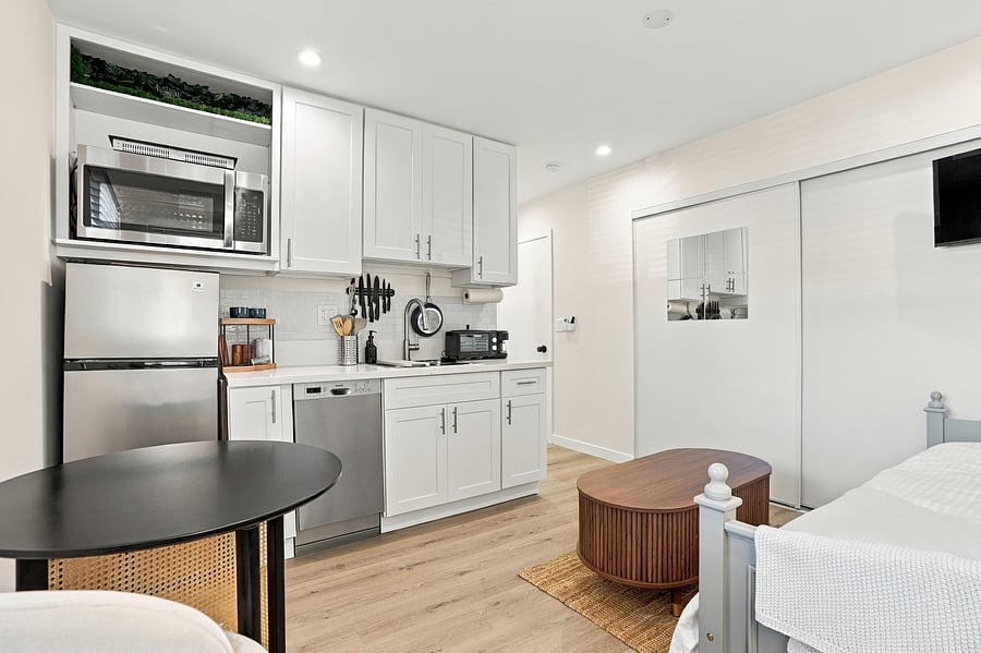 Furnished Finder property 1052101_1 photo 4